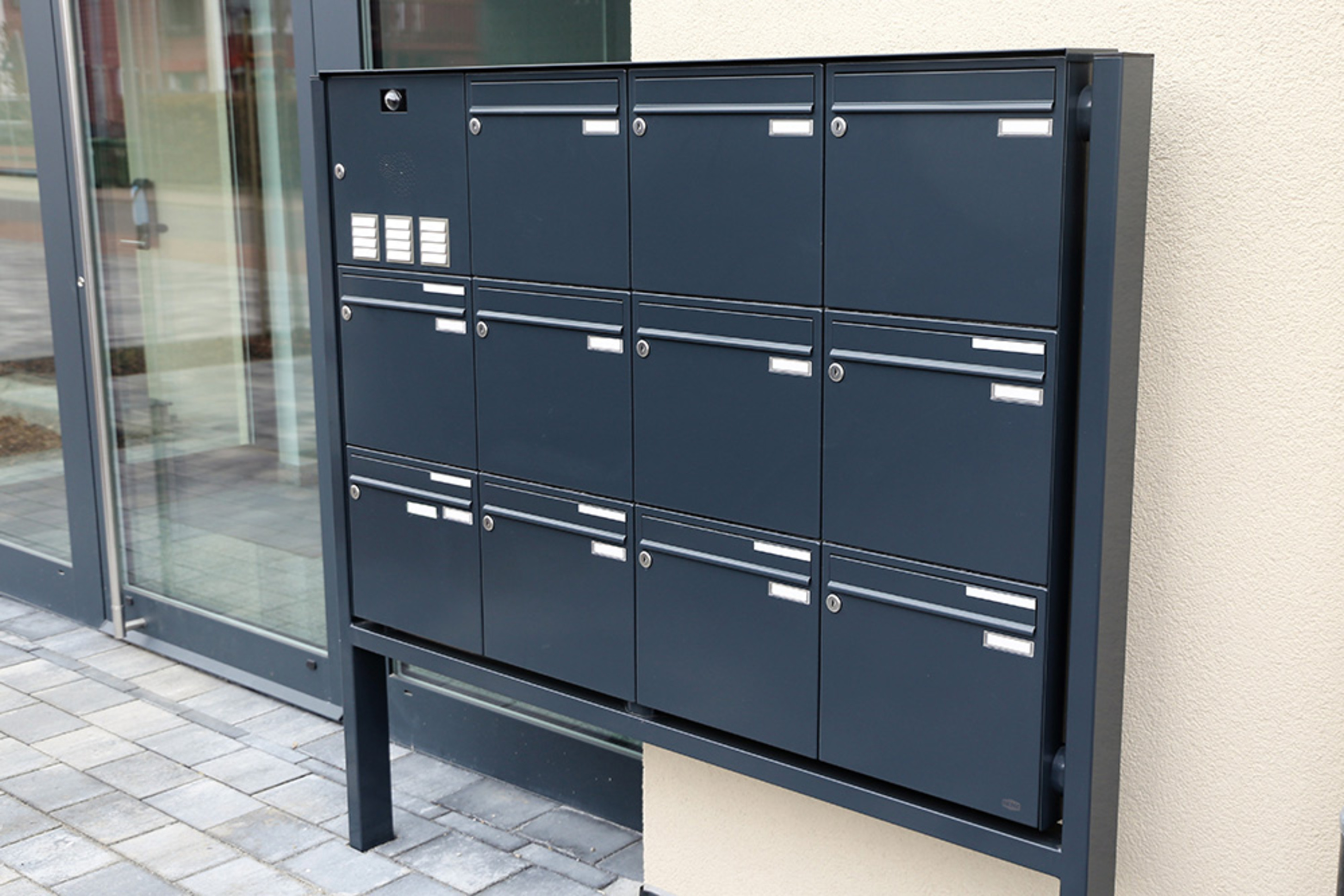 Briefkasten­systeme bei RS Elektro- und Gebäudetechnik in Stuttgart