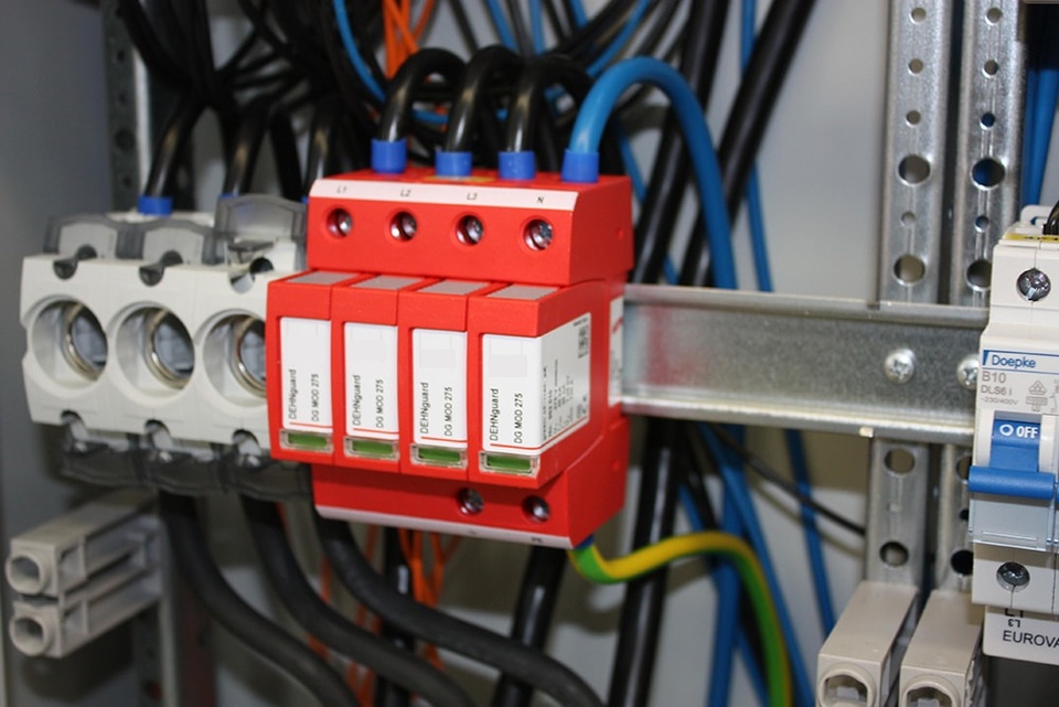 U berspannungsschutz bei RS Elektro- und Gebäudetechnik in Stuttgart